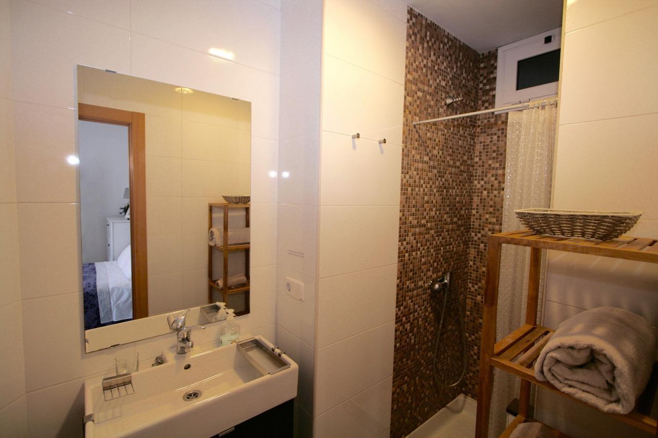 ApartEasy - Plaza España Deluxe Barcelona Exterior foto